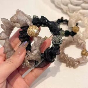 8 pcs  Fashion hair Scrunchie